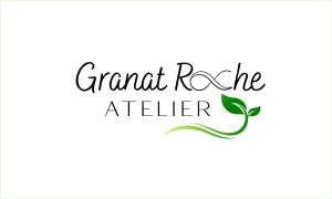 Logo of Granat Roche Atelier, featuring elegant text and green leaves, symbolizing nature and creativity.