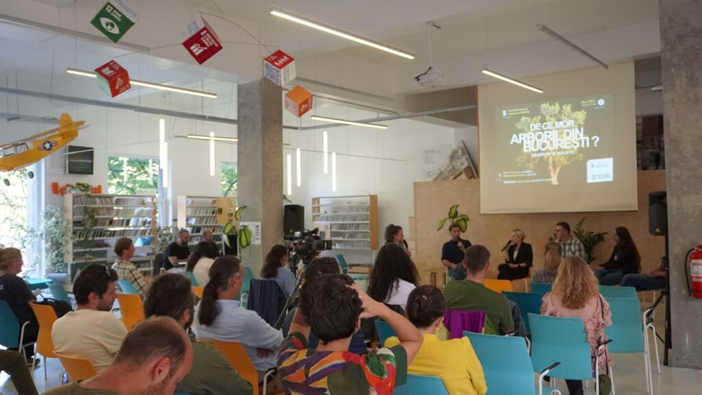Public debate on tree mortality in Bucharest, featuring experts and civil society members.